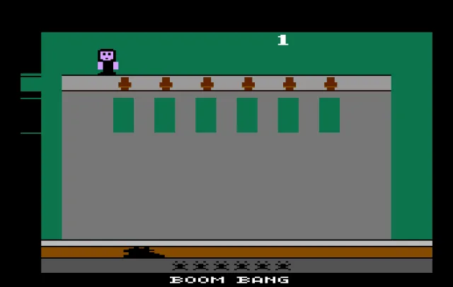 Boom Bang (AKA Crackpots) (1983) (CCE) (C 849)