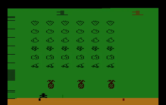 Pineapple 2000 (Space Invaders Hack) (2004) (Justin Bardin)